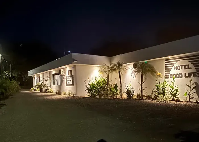 Good Life Hotel Coco